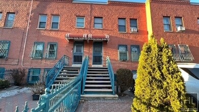 Building Photo - 405 Halsey St