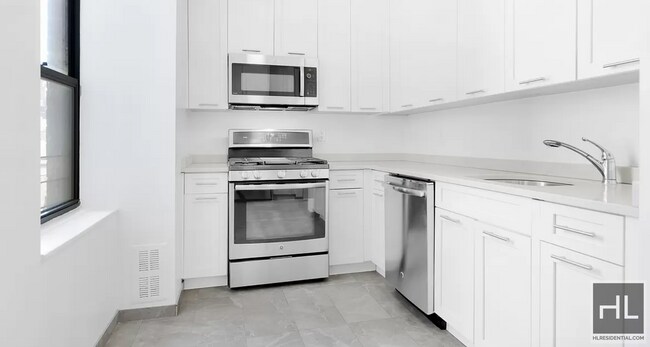 Foto del edificio - no fee 3 bedroom 2 bathroom with laundry -...