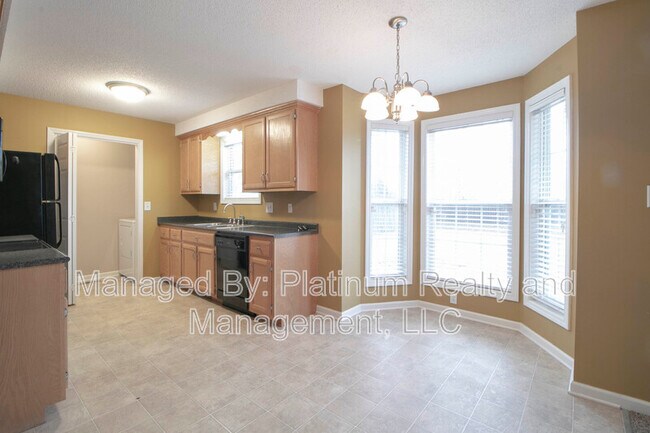 Building Photo - 2630 Del Ray Dr