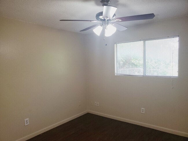 Building Photo - 1708.1710 Rawhide Loop