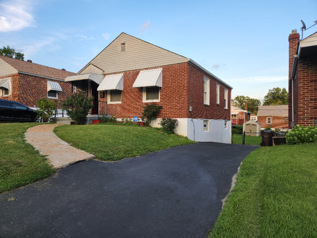 Foto del edificio - 4706 Roxie St