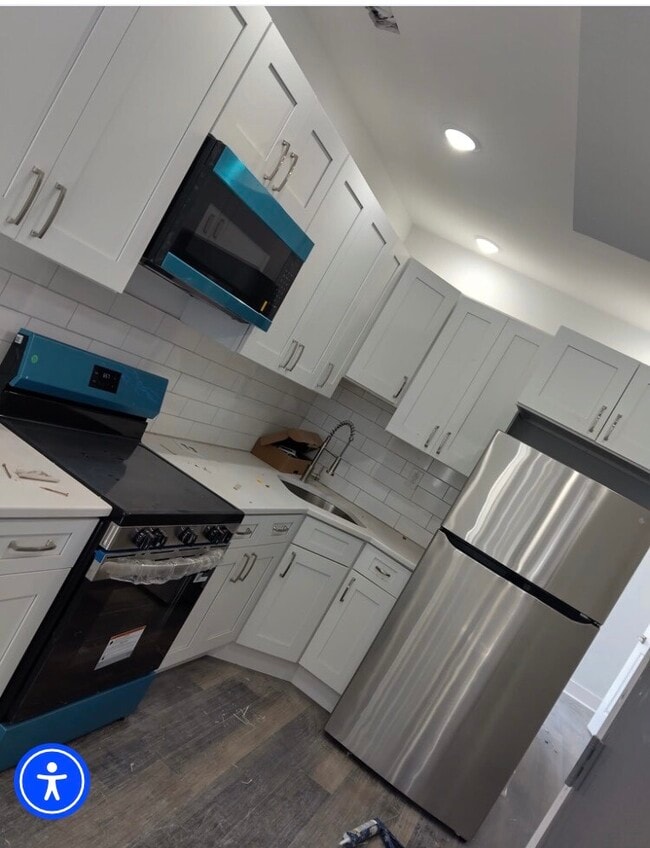 Photo - Harold Apartment