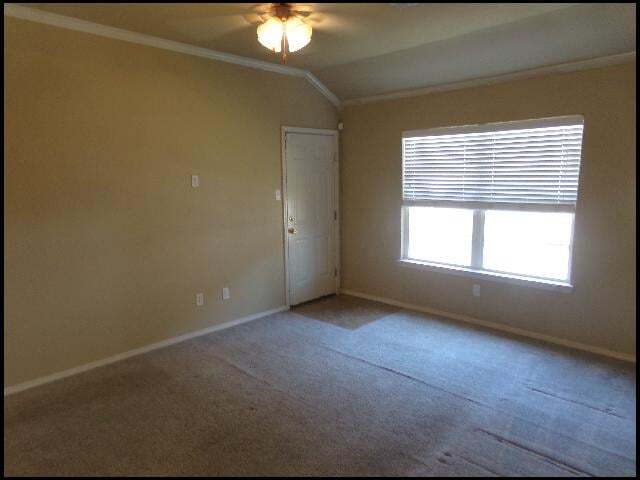 Foto del edificio - 316 Saunders Dr