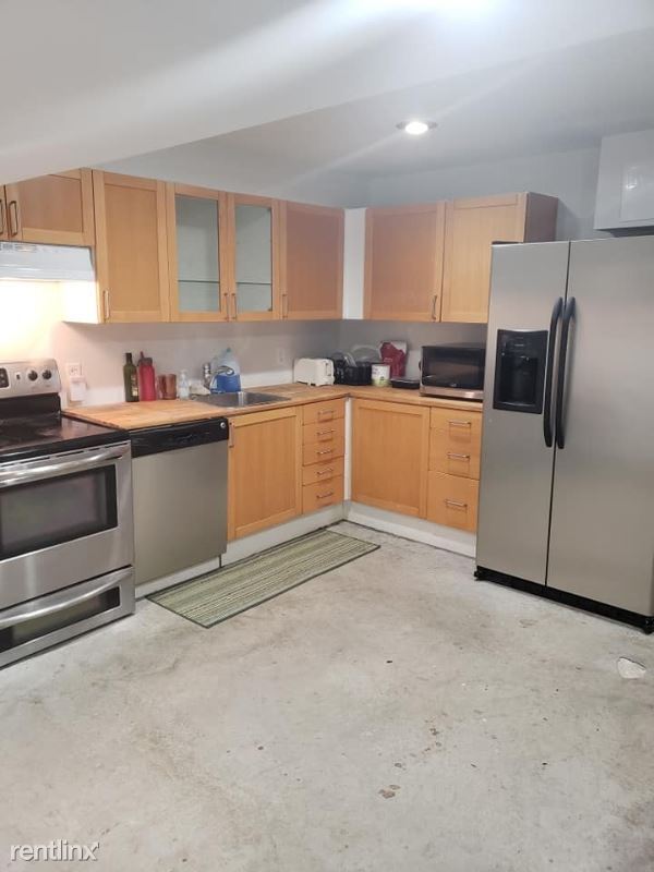 Foto del edificio - 1 br, 1 bath Apartment - 5926 SMITH AVENUE