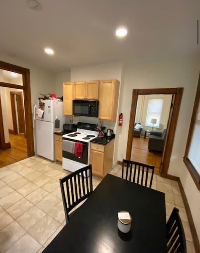 Foto del edificio - 121 Calumet St