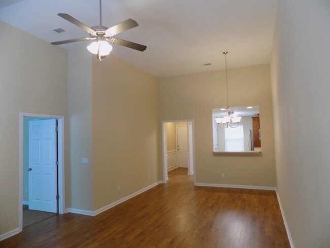 Foto del edificio - Town Home in Pooler! Move-In Ready
