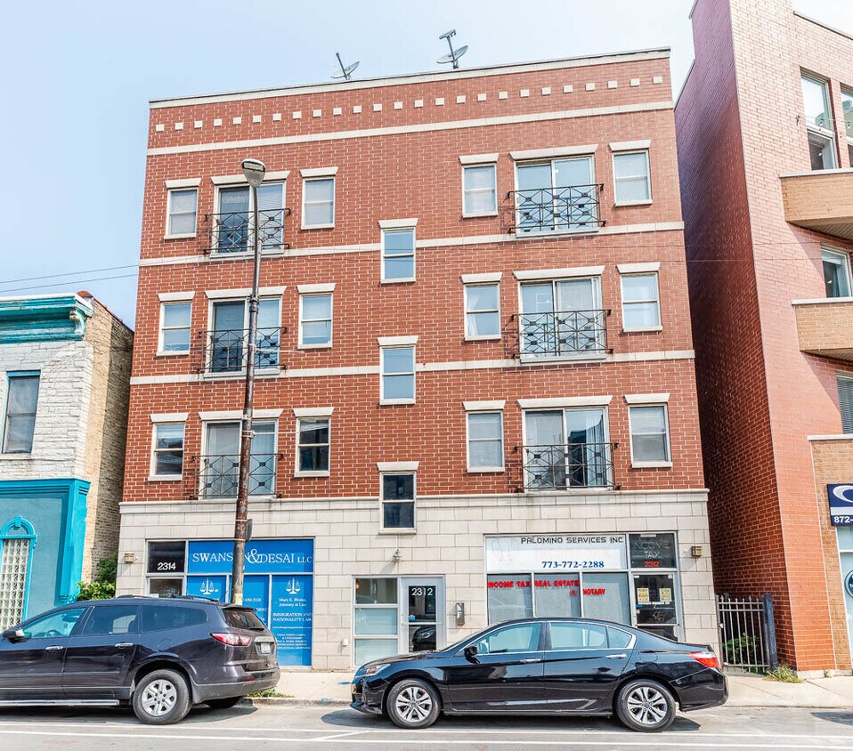Primary Photo - 2312 W North Ave