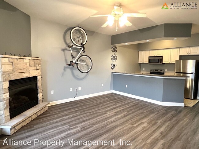 Building Photo - 2 br, 2 bath House - 2211 College Ave. #103