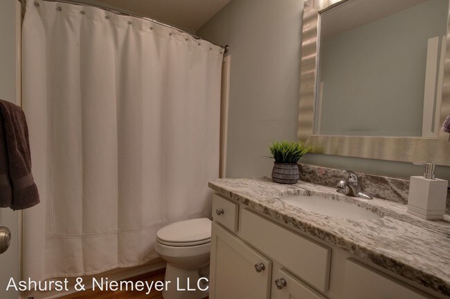 Foto del edificio - 4 br, 3 bath House - 357 S. School St.