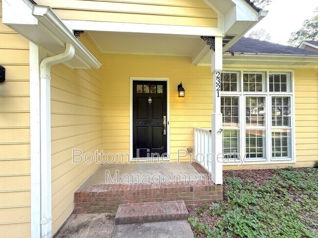 Photo - 2321 Heathershire Ln House