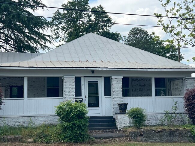 Foto del edificio - 214 W Buena Vista Ave