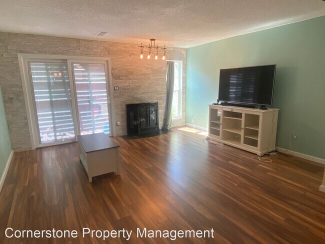 Foto del edificio - 2 br, 2.5 bath House - 201 N 6th St
