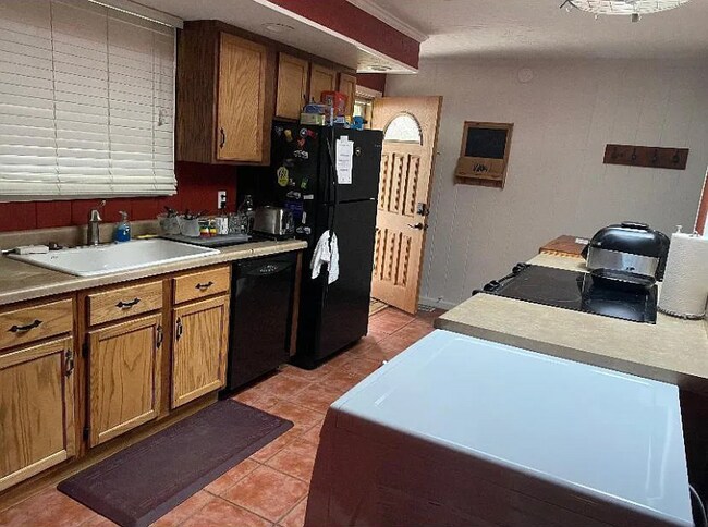 Foto del edificio - 2112 Cliff Dr