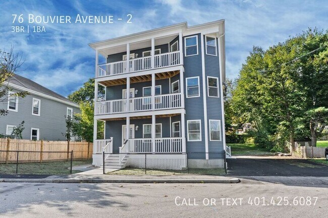 Foto del edificio - 76 Bouvier Ave