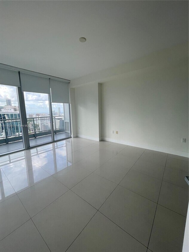 Foto principal - 92 SW 3rd St