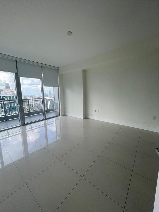 Building Photo - 92 SW 3rd St