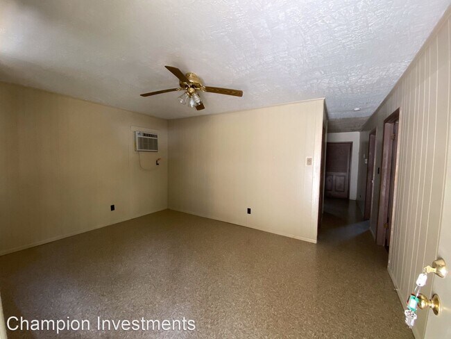 Foto del edificio - 2 br, 1 bath House - 517 A E. Warren Street