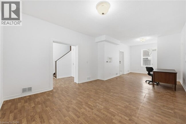 Building Photo - 51 Barnesdale Ave S