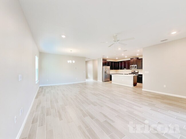 Foto del edificio - 38 Athens Dr