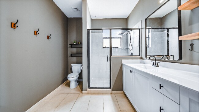 Foto del edificio - 144 SE 34th Ave