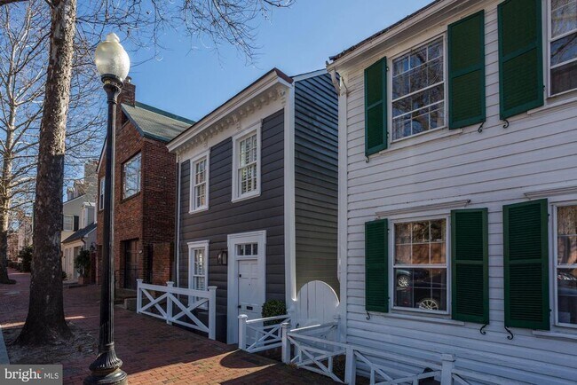 Foto del edificio - 3522 P St NW