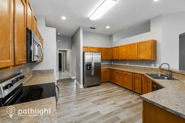 Building Photo - 587 Martin Lakes Drive E, Jacksonville, FL...