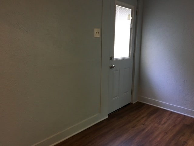 Foto del edificio - 903 Haynes Street