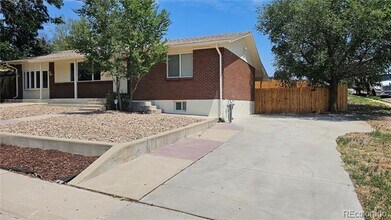 Building Photo - 7840 Linda Cir