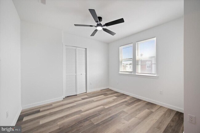 Foto del edificio - 2614 Sylmar St