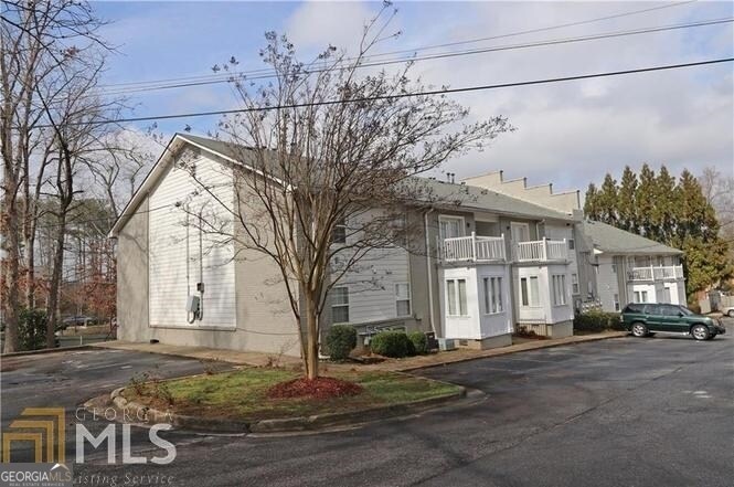 Building Photo - 1212 Utoy Springs Rd SW