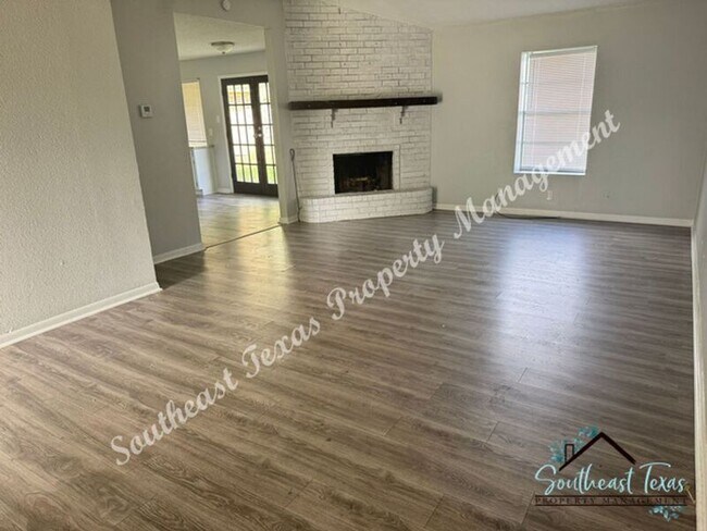 Foto del edificio - 1635 Reynolds Rd