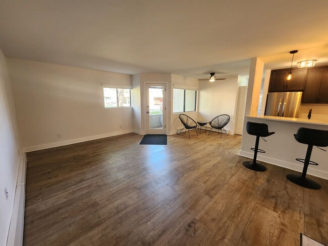 Building Photo - Ground floor condo in North Boulder