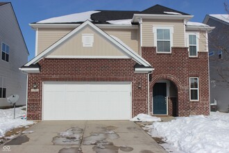 Building Photo - 5784 Pebblebrooke Rd