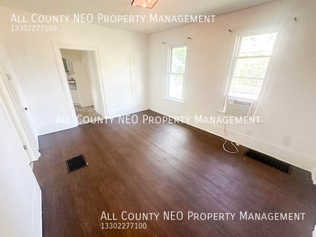 Foto del edificio - 680 Sumner St