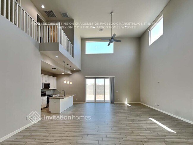 Building Photo - 7421 S 23rd Dr
