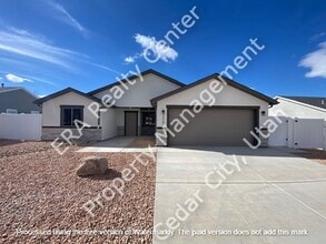 Building Photo - 45 Spanish Trail Dr