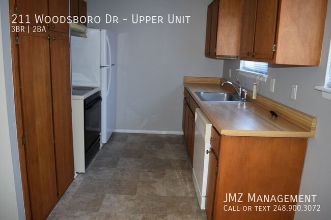 Building Photo - 211 Woodsboro Dr