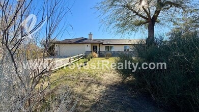 Building Photo - 16657 Kayuga St