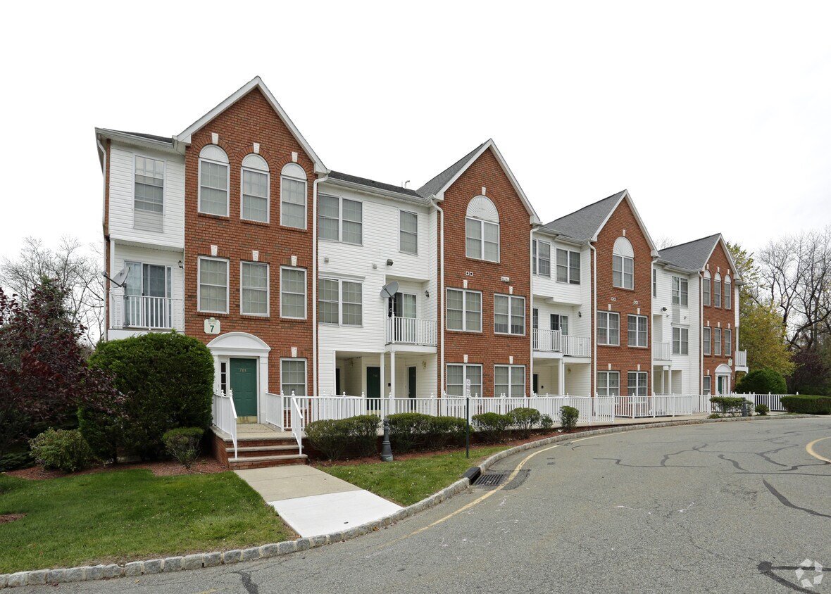 Foto principal - Sun Valley at Florham Park