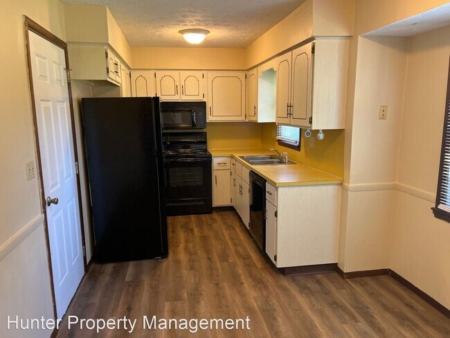 Building Photo - 3 br, 2 bath House - 2935 S. Roanoke