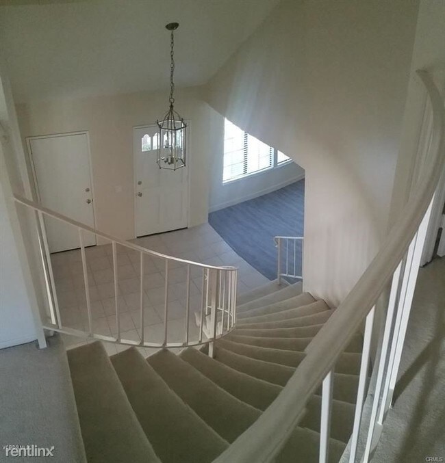 Building Photo - 4 br, 3 bath House - 3682 Sunset Knolls Dr