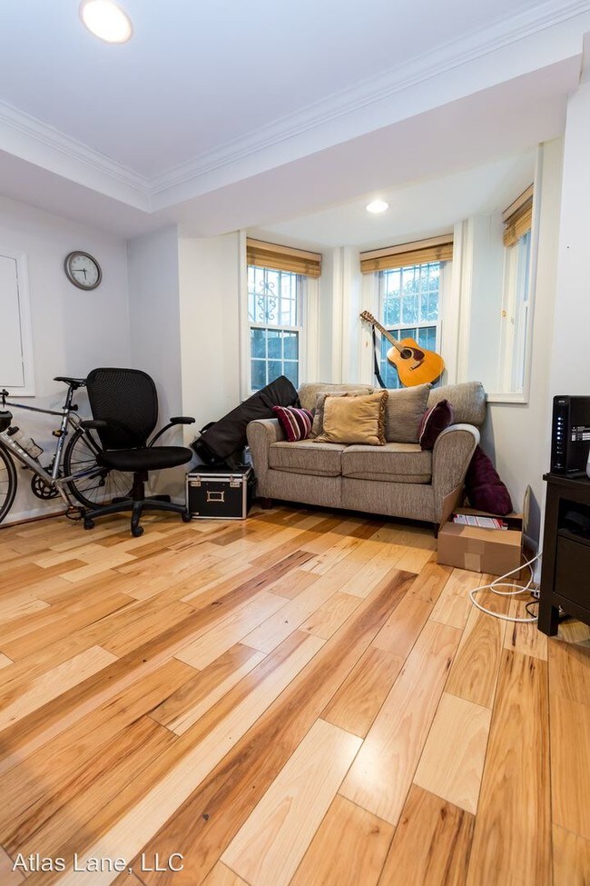 Foto del edificio - 1625 R St NW