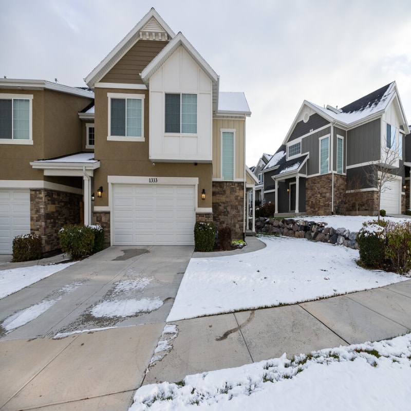 1333 W Wallsburg Dr, Taylorsville, UT 84123 Townhome Rentals in