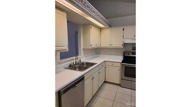 Foto del edificio - 120 Mirabelle Cir