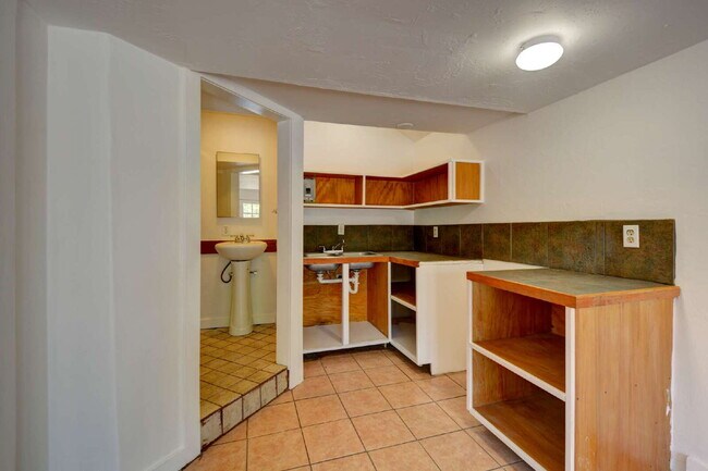Foto del edificio - 399 N Laurel St
