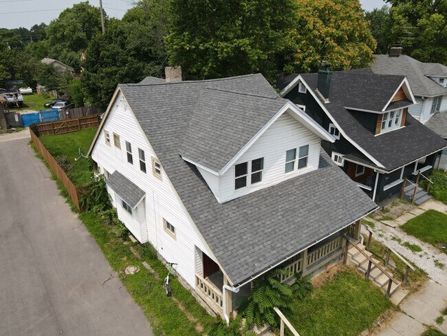 Foto del edificio - 306 N Denny St