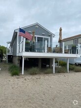 Building Photo - 16 Shoreline Dr