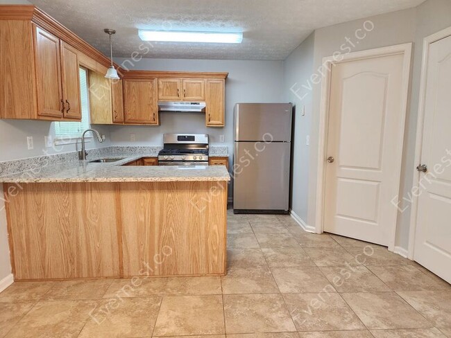 Building Photo - 5075 Chupp Way Cir