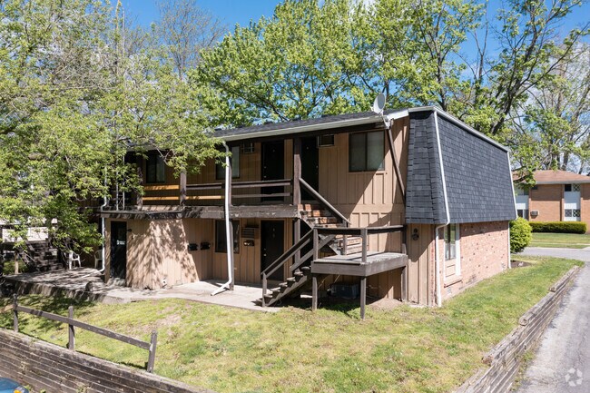 1510 Brooke Park Drive Rear - 1510 Brooke Park Dr