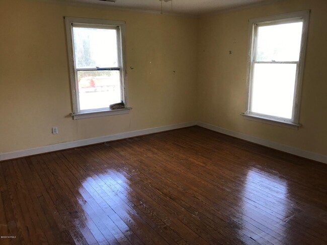 Building Photo - 3450 NC-43